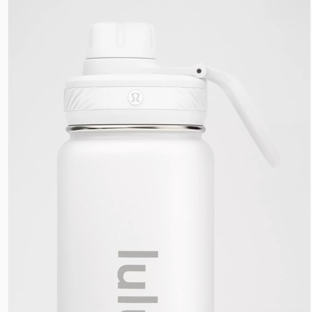 Lululemon Back To Life Sport Bottle 24oz - White - Picture 3 of 6